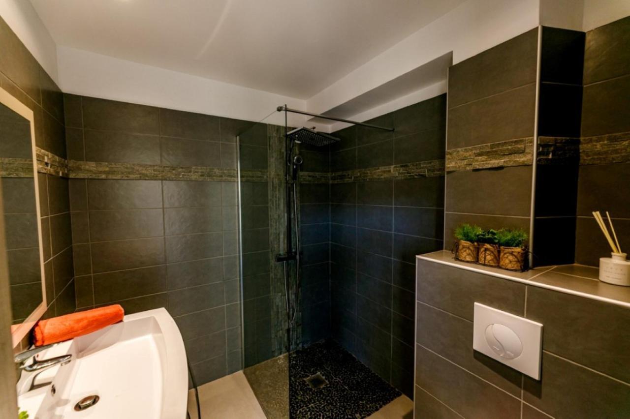 Suede 3 Ap4209 By Riviera Homes Appartement